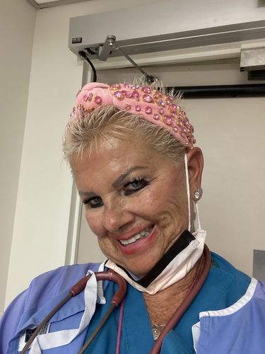 Customer photo review of ROSE SWAROVSKI® TRESOR KNOTTED HEADBAND