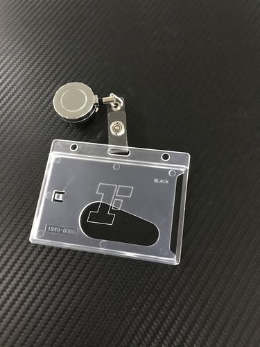 Customer photo review of Ausweis-Set  Gürtelclip Jojo + Polycarbonat Ausweishülle