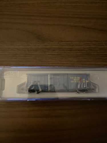 Customer photo review of Rapido 537005A B100 Boxcar: Golden West - SP Patch - Single Car - random car #, N Scale