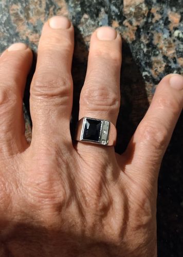 Customer photo review of Men's Solid 14K White Gold Sapphire Ring 0.06ct Natural Diamonds Ring for Man