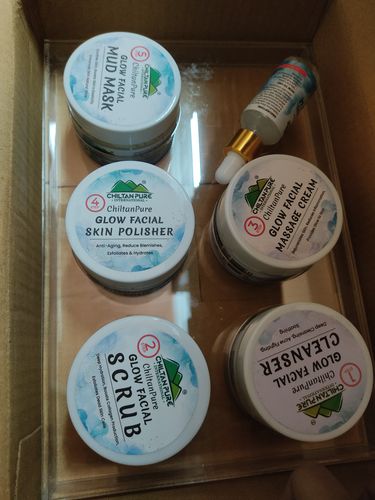 Customer photo review of Glow Facial Kit (4x Results) – Deep Cleansing, Anti- Aging & Enhances Skin’s Natural Glow