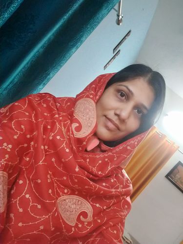 Customer photo review of Pashtush Womens Embroidery Jaal, Fine Wool, Scarlet Red