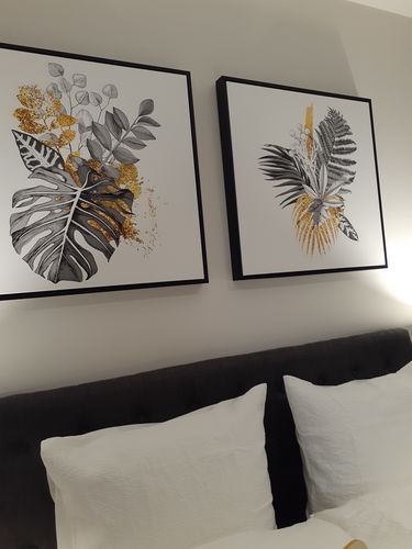 Customer photo review of Monochrome And Golden Leaves Duo
