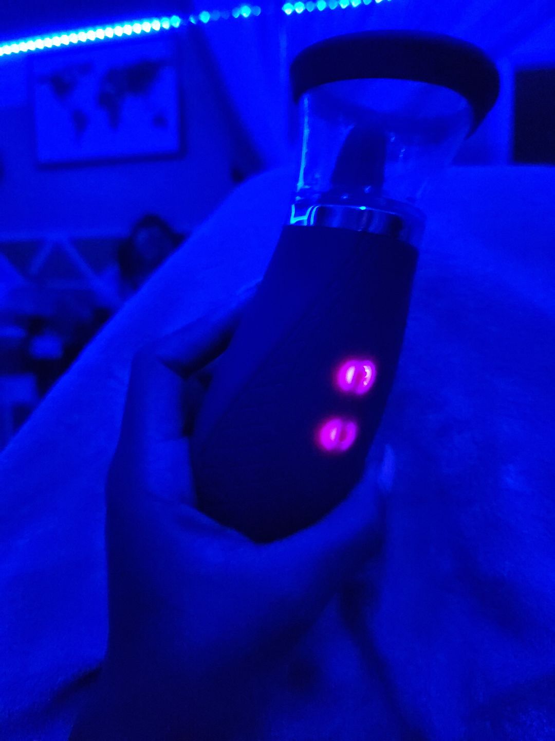 Customer photo review of SCIONESS Sucking and Licking Clitoral Stimulator