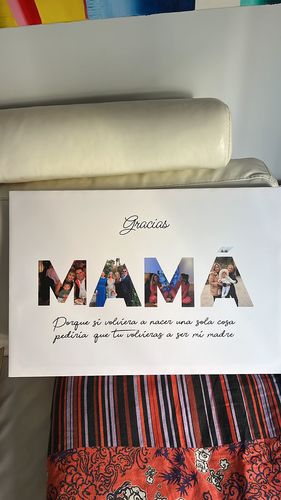 Customer photo review of Lienzo Mamá personalizado con Imagen