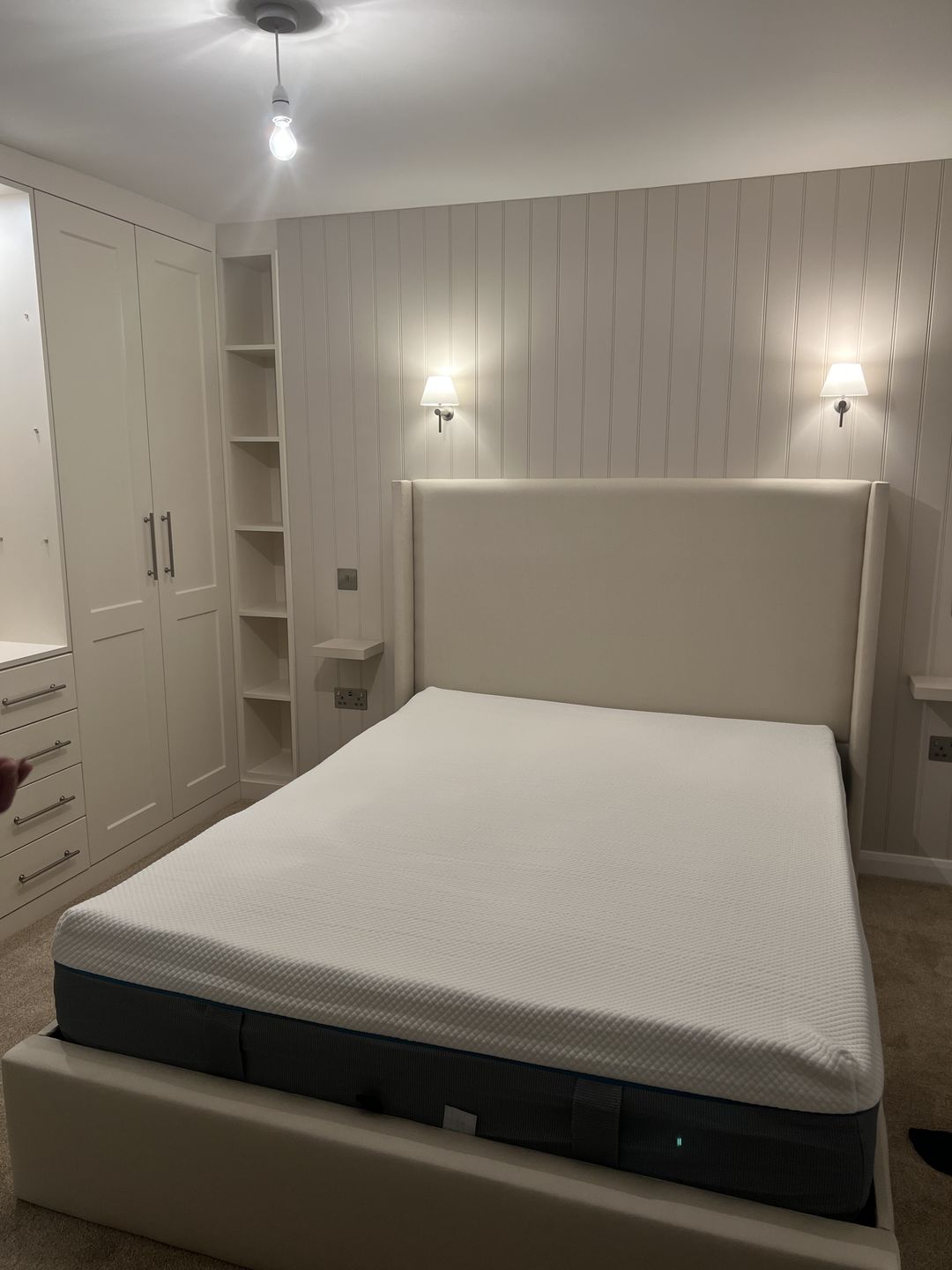 Customer photo review of Venus Linen cream winged bed
