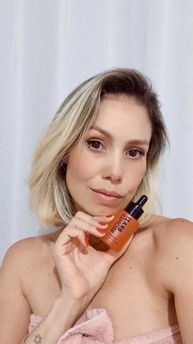 Customer photo review of Sunkissed Self-Tanning Serum