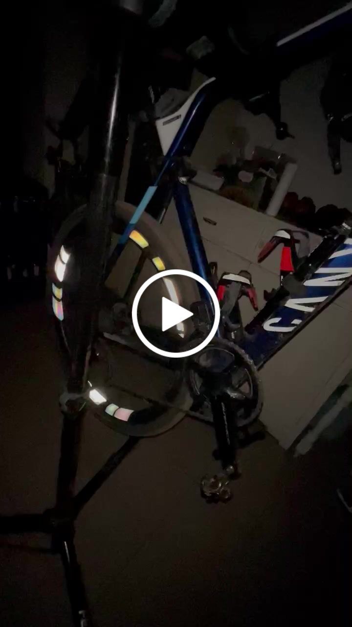 Customer video review of WHEEL FLASH 2.0 | Motion Powered Bike Reflectors