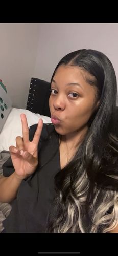 Customer photo review of Raw Tape-In Hair Extensions (1 Pack/100G)