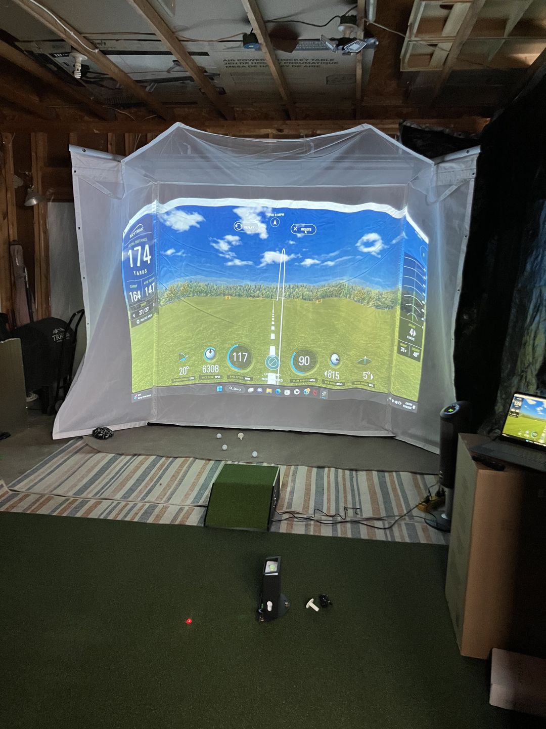 Customer photo review of Optoma EH412STx Short Throw Golf Simulator Projector