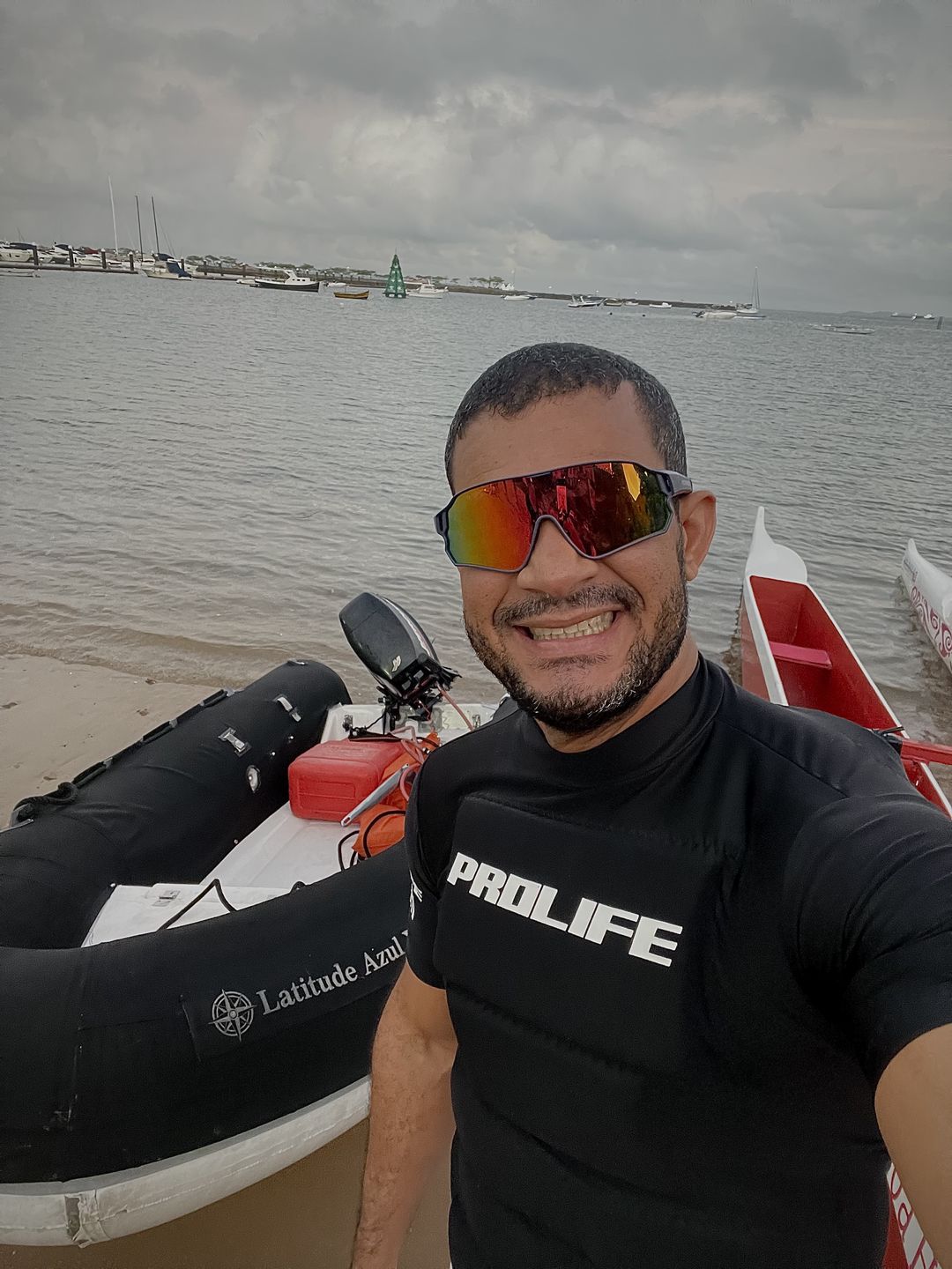 Customer photo review of Camisa Flutuadora Floater