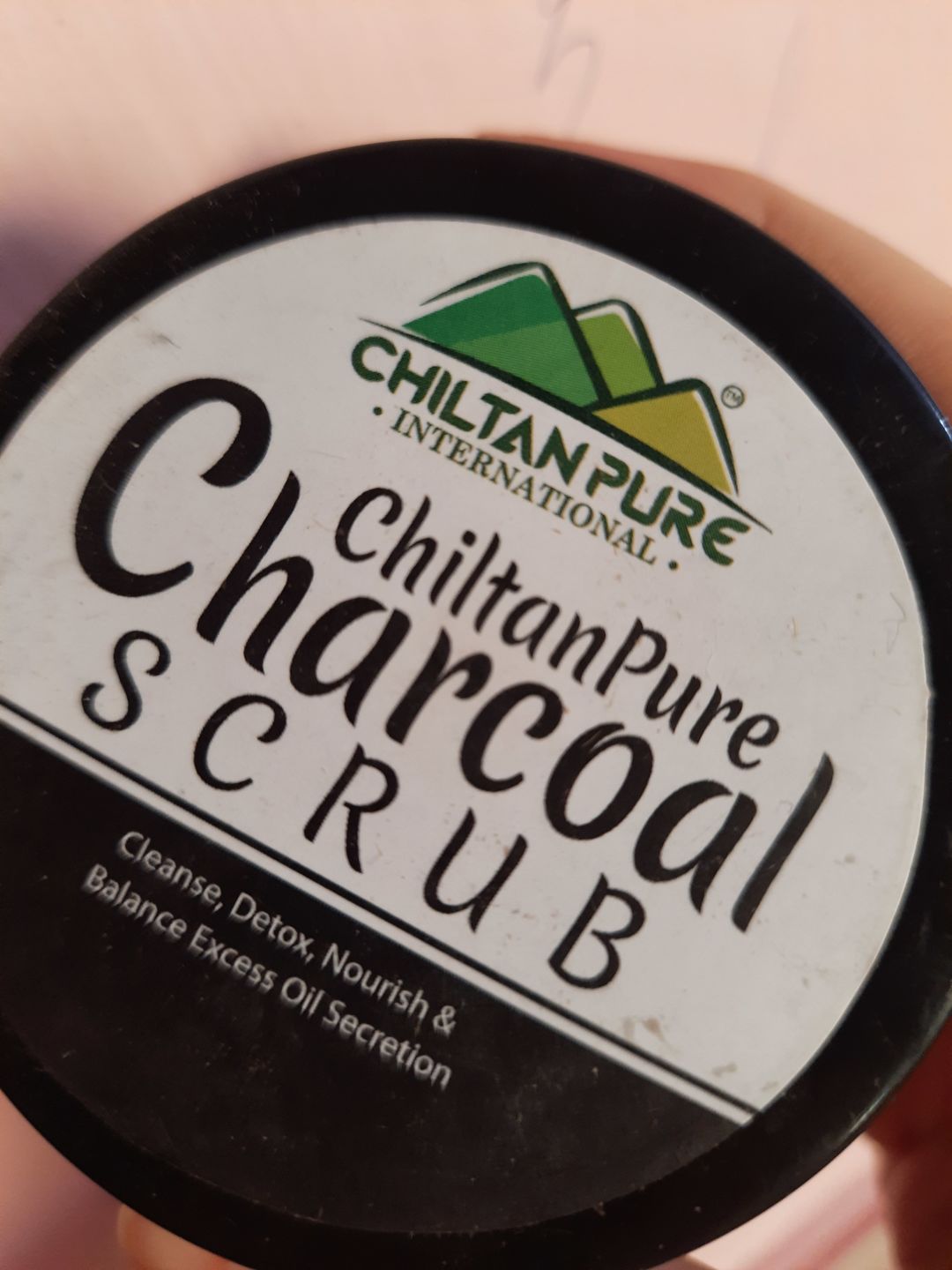 Customer photo review of Charcoal Face & Body Scrub – Exfoliates Dead Flaky Skin, Removes Blackhead, Acne & Acne Scars, Minimizes Pores 100ml