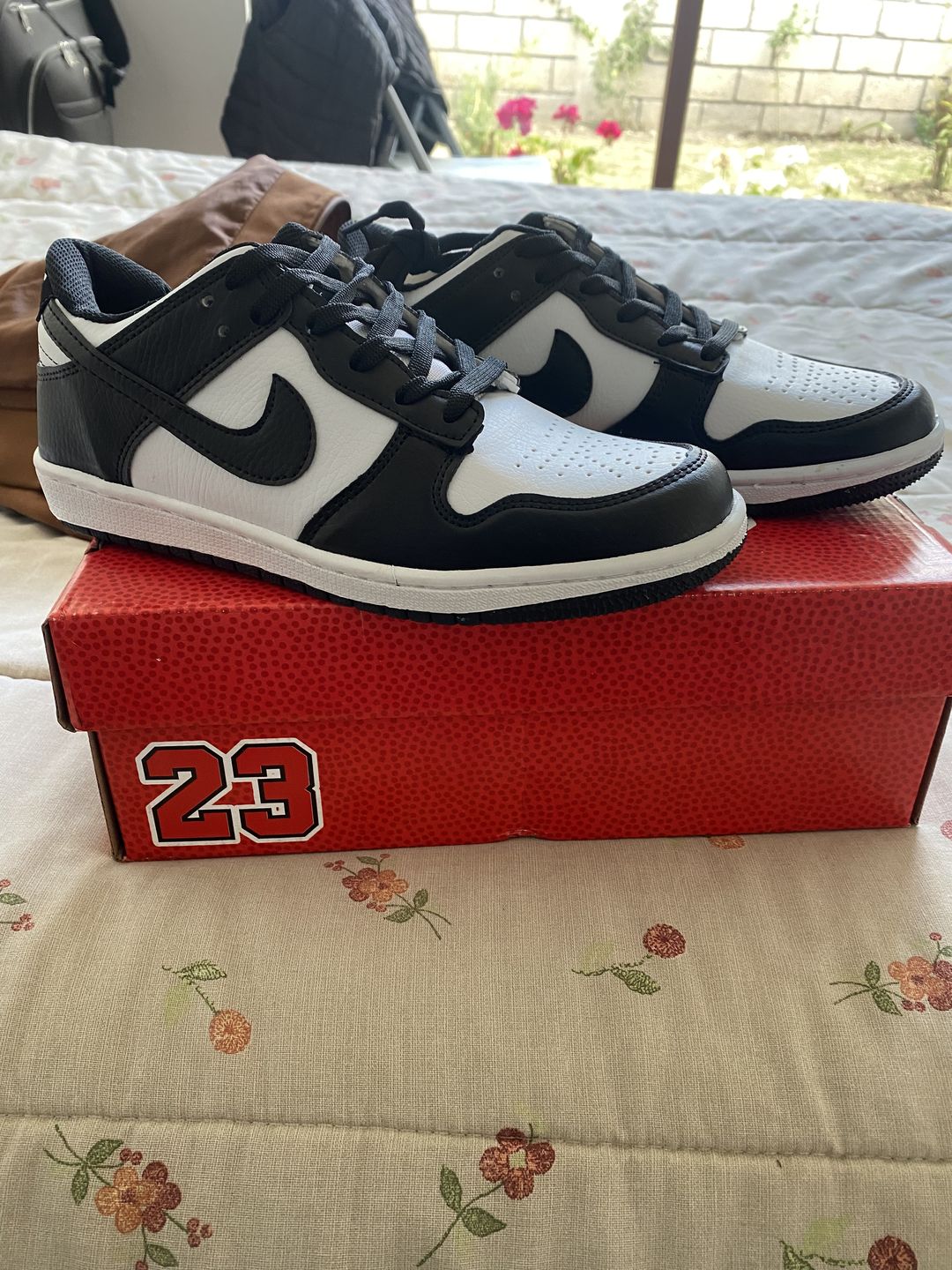 Customer photo review of Tenis Dunk Low Vaquita