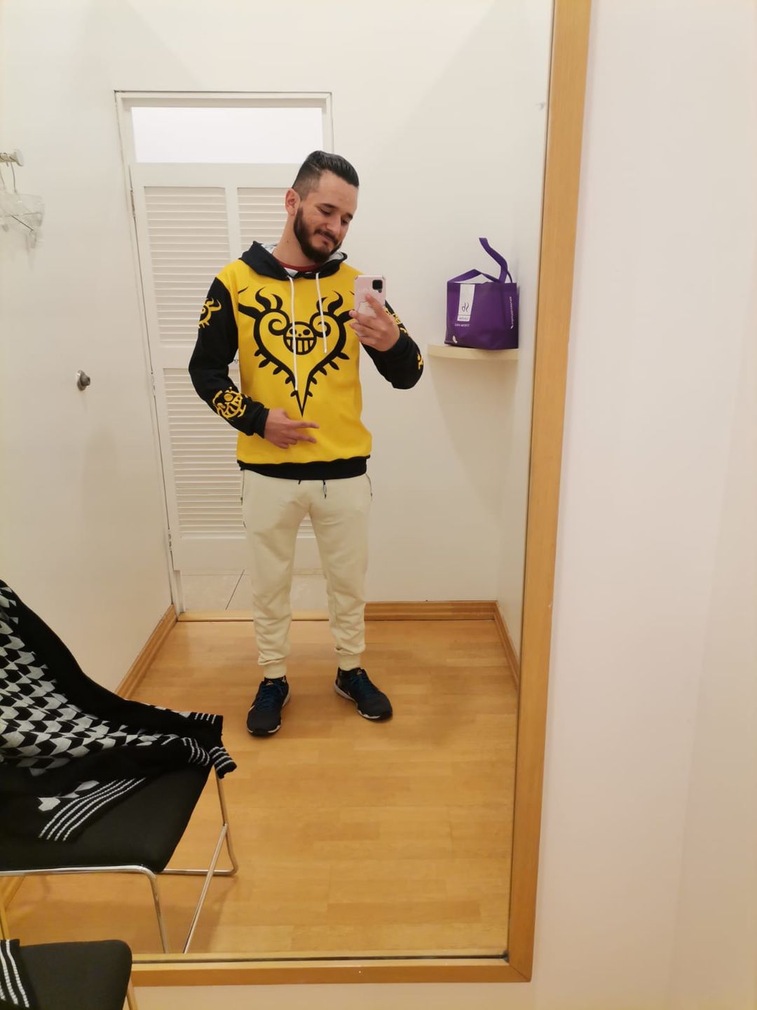 Customer photo review of Sudadera One Piece Piratas Corazón Trafalgar Law