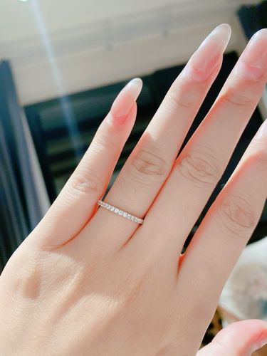Customer photo review of Louily 0.5 Ct Round Cut Classic Full Eternity Thin Wedding Band For Women In Sterling Silver