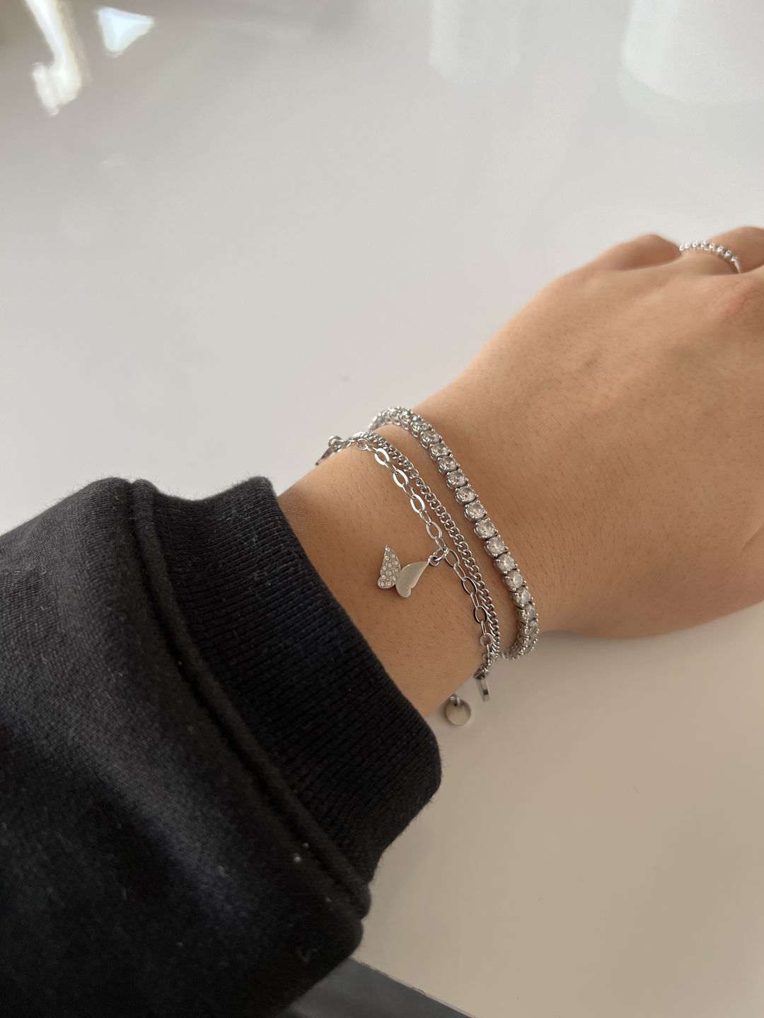 Customer photo review of Crystal Butterfly Armband | 18K vergoldet