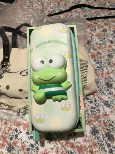 Customer photo review of Squishy Sanrio Pencil Case