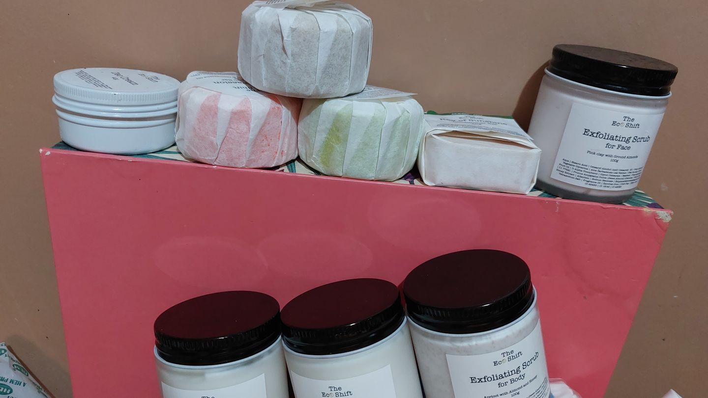 Customer photo review of Body Butter with Retinol & Niacinamide  (Brightening and Anti Ageing)