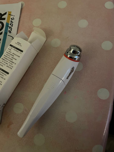 Customer photo review of Eyeconic™ Anti-Wrinkle Eye Massager