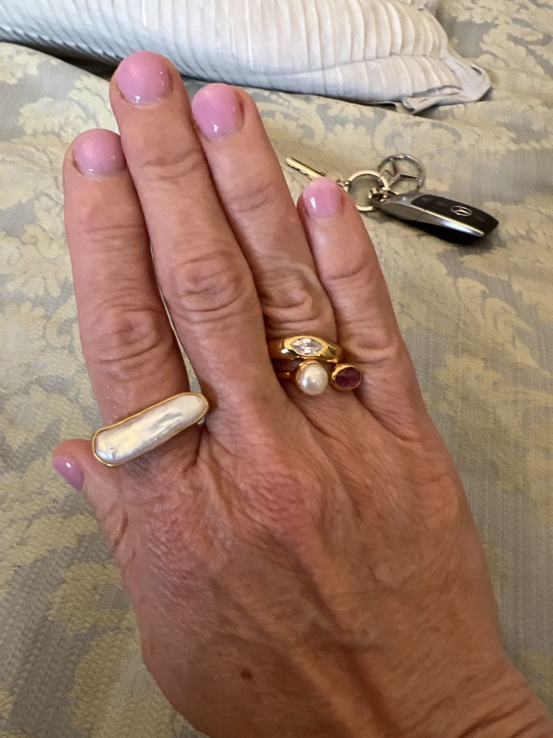Customer photo review of PEARL BAR RING - GOLD