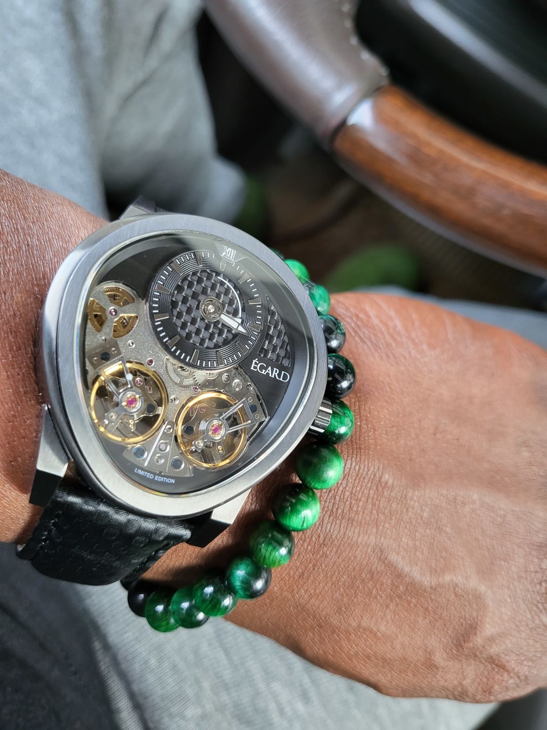 Customer photo review of Quantus Carbon-Beast AUTO