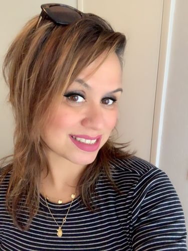 Customer photo review of LushLips™ Ultimate Long-Lasting Matte Lipstick