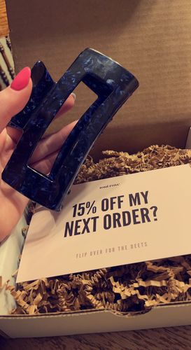 Customer photo review of TR x Bethany XXL Claw Clip