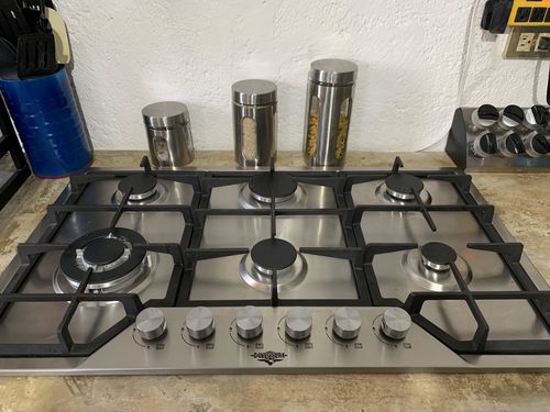 Customer photo review of Parrilla de Gas Empotrable 6 Quemadores Acero Inoxidable