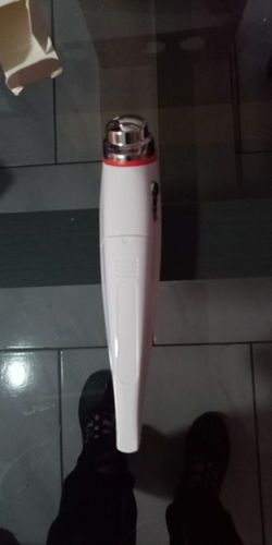 Customer photo review of Eyeconic™ Anti-Wrinkle Eye Massager