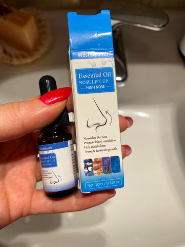 Customer photo review of NoseLifter™ Nourishing Essential Oil