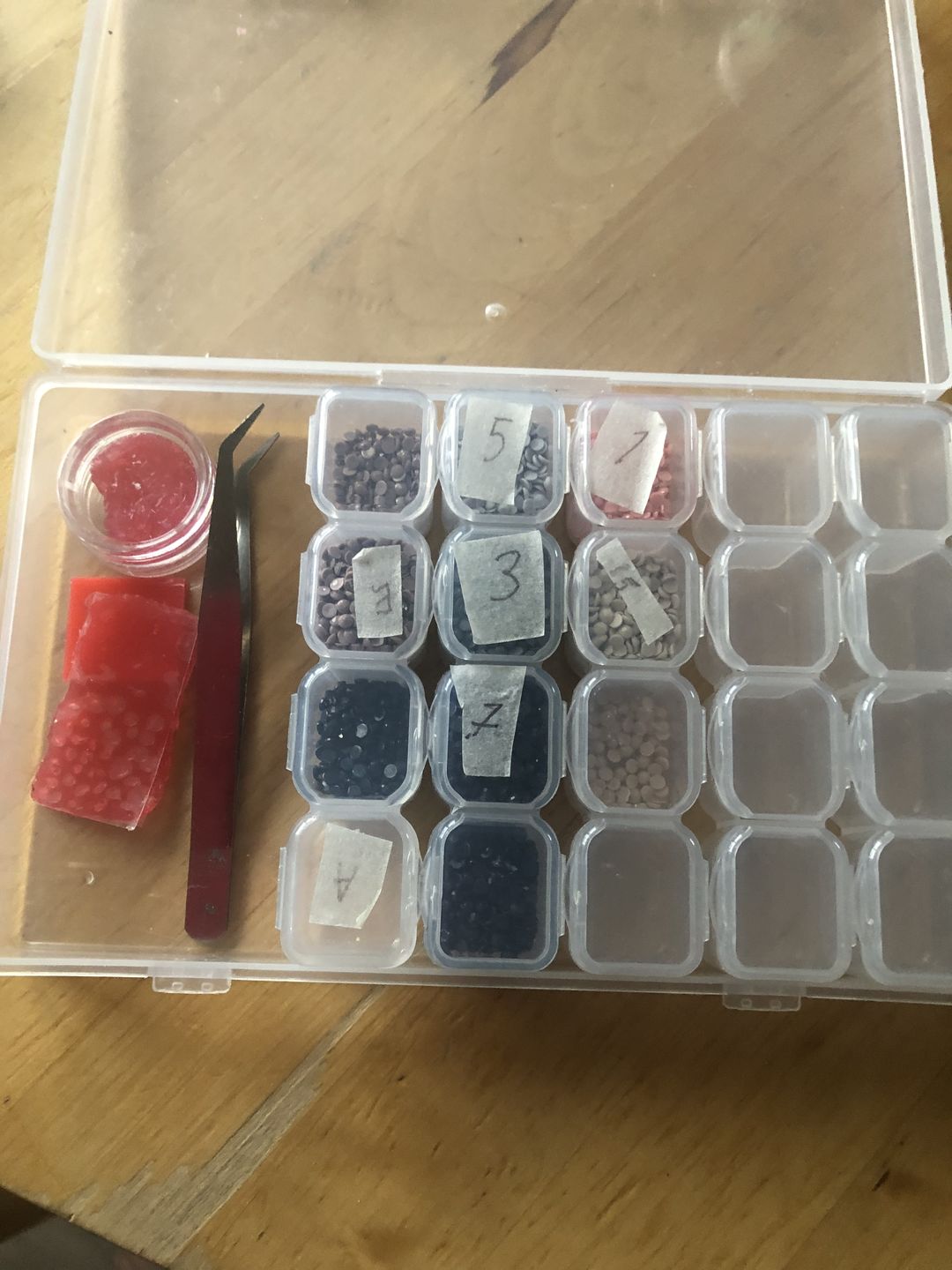 Customer photo review of 28 Genomskinliga Sorteringsboxar