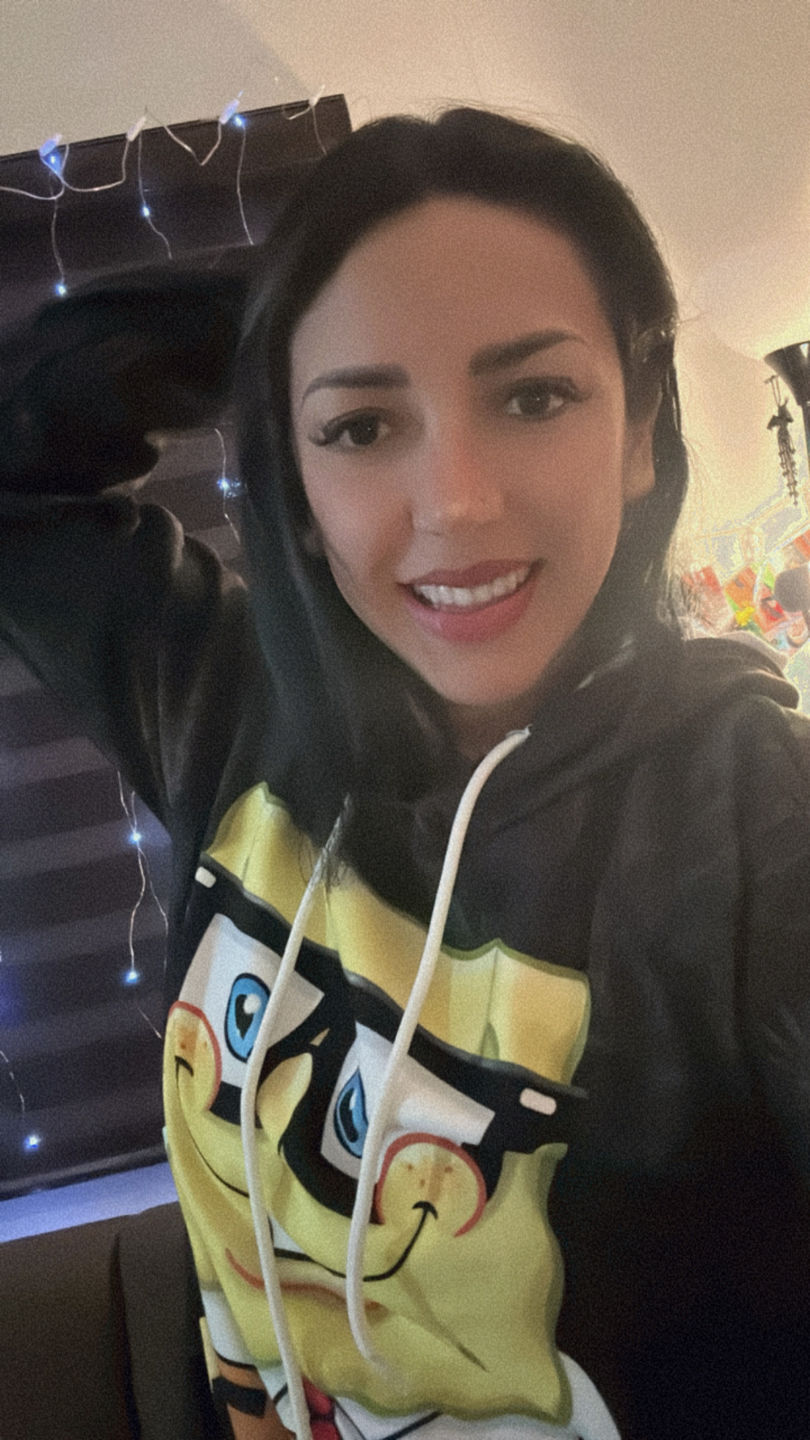 Customer photo review of Sudadera Bob Esponja Lentes