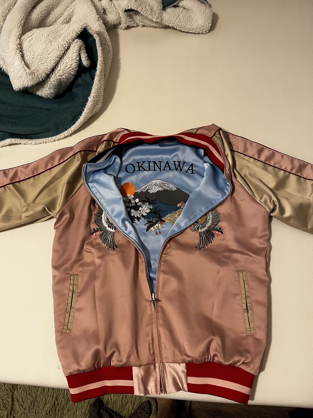 Customer photo review of Mountain & Tiger Souvenir Jacket [Reversible]