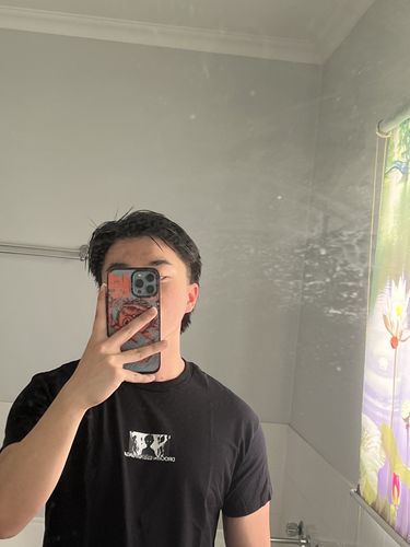Customer photo review of Mob Psycho - Graphic Tee