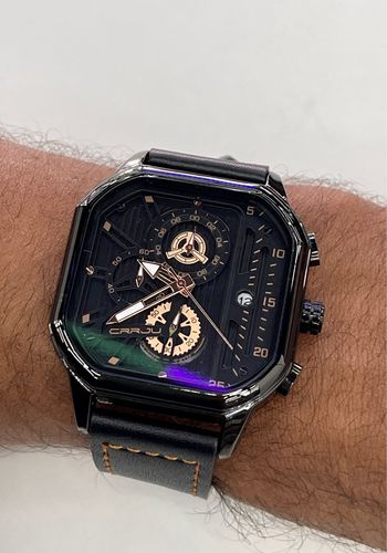 Customer photo review of Fashion Square Dial Leather Waterproof Watches