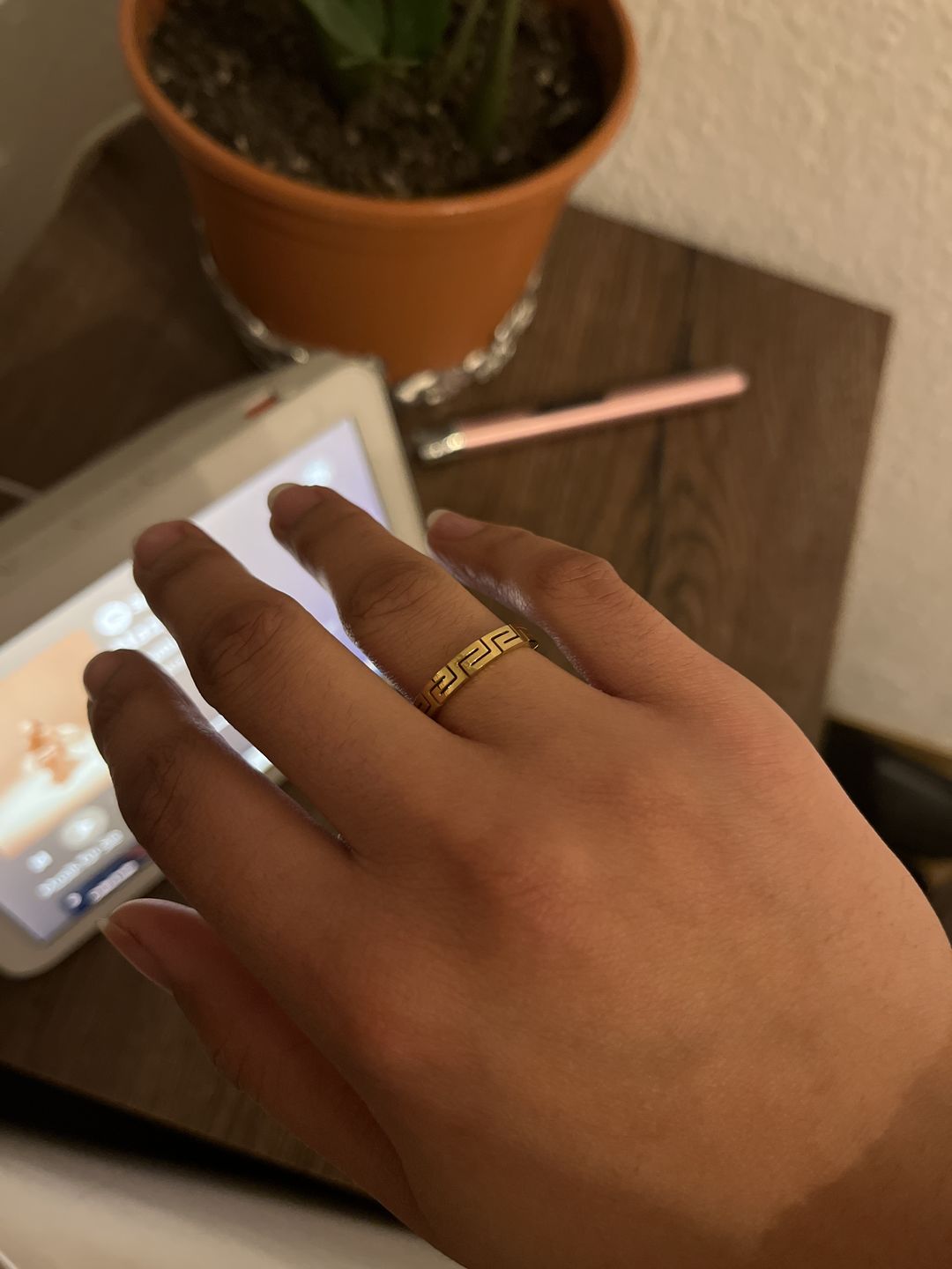 Customer photo review of Troja Ring | 18K vergoldet