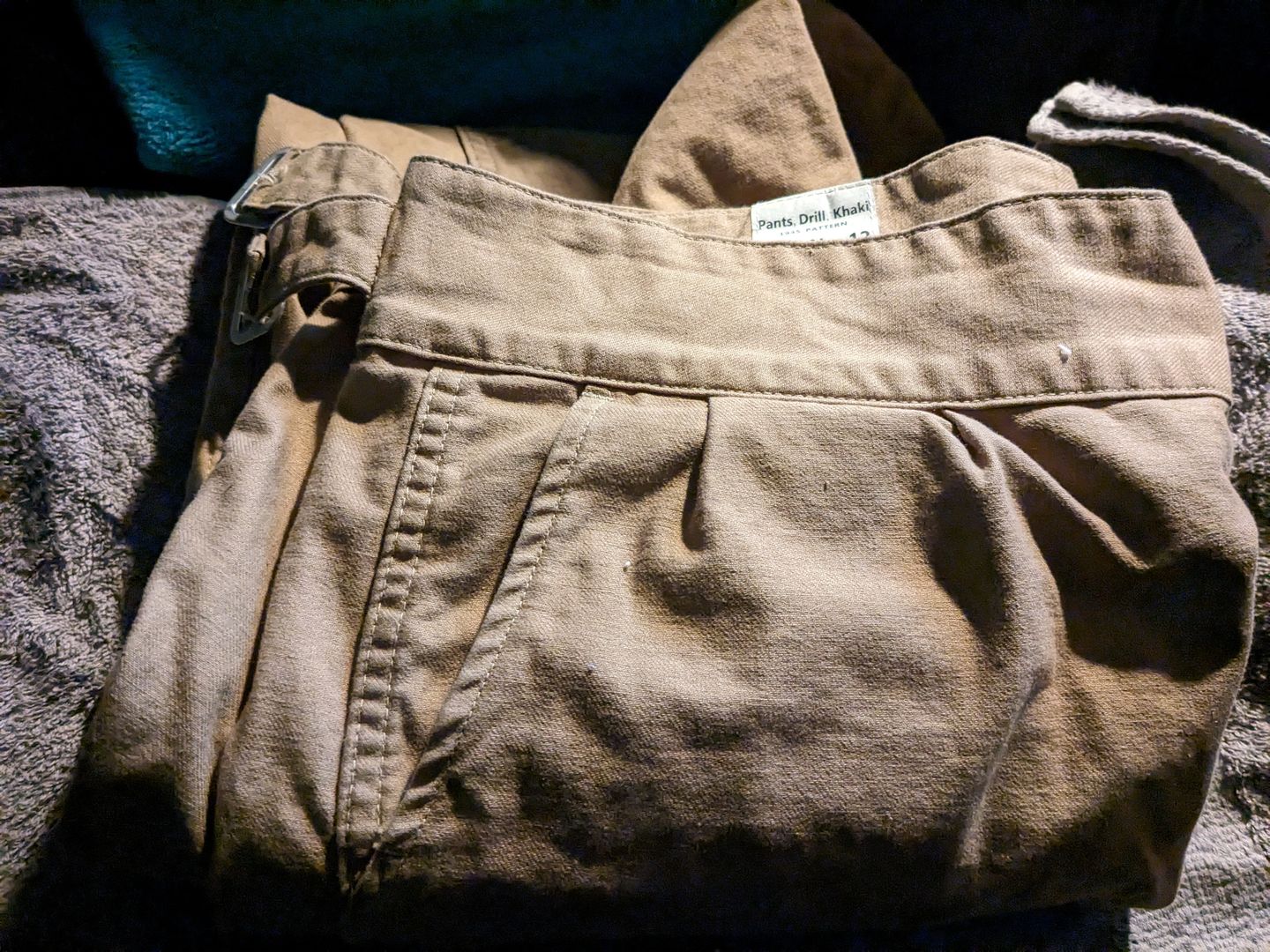 Customer photo review of British Army Gurkha Bermuda Pants - Khaki