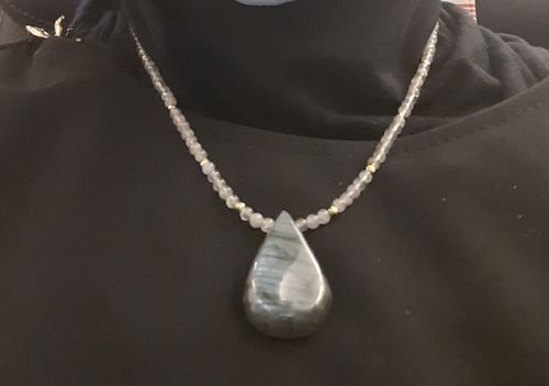 Customer photo review of COLLIER PROTECTION LABRADORITE