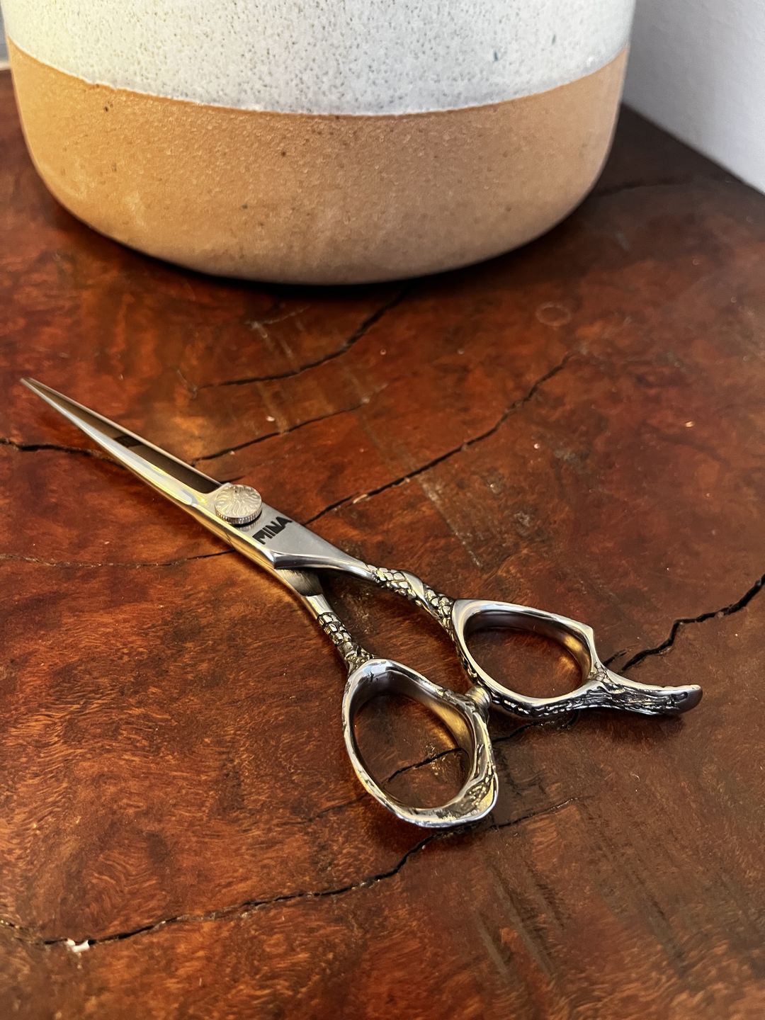 Customer photo review of Mina Sakura Hairdressing Scissor Set