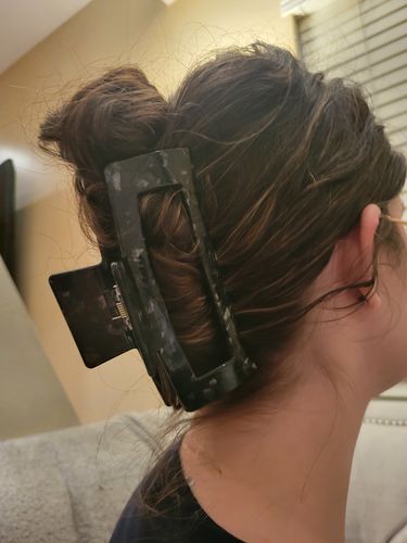 Customer photo review of XL Dreamy Claw Clip