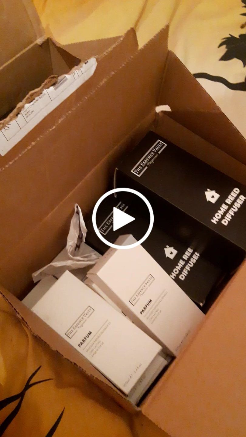 Customer video review of The Ultimate Bundle -  3 100mls & 2 Diffusers