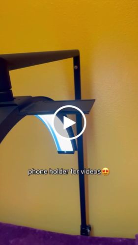 Customer video review of CosmoGlo Original Light Bundle + Phone Clip
