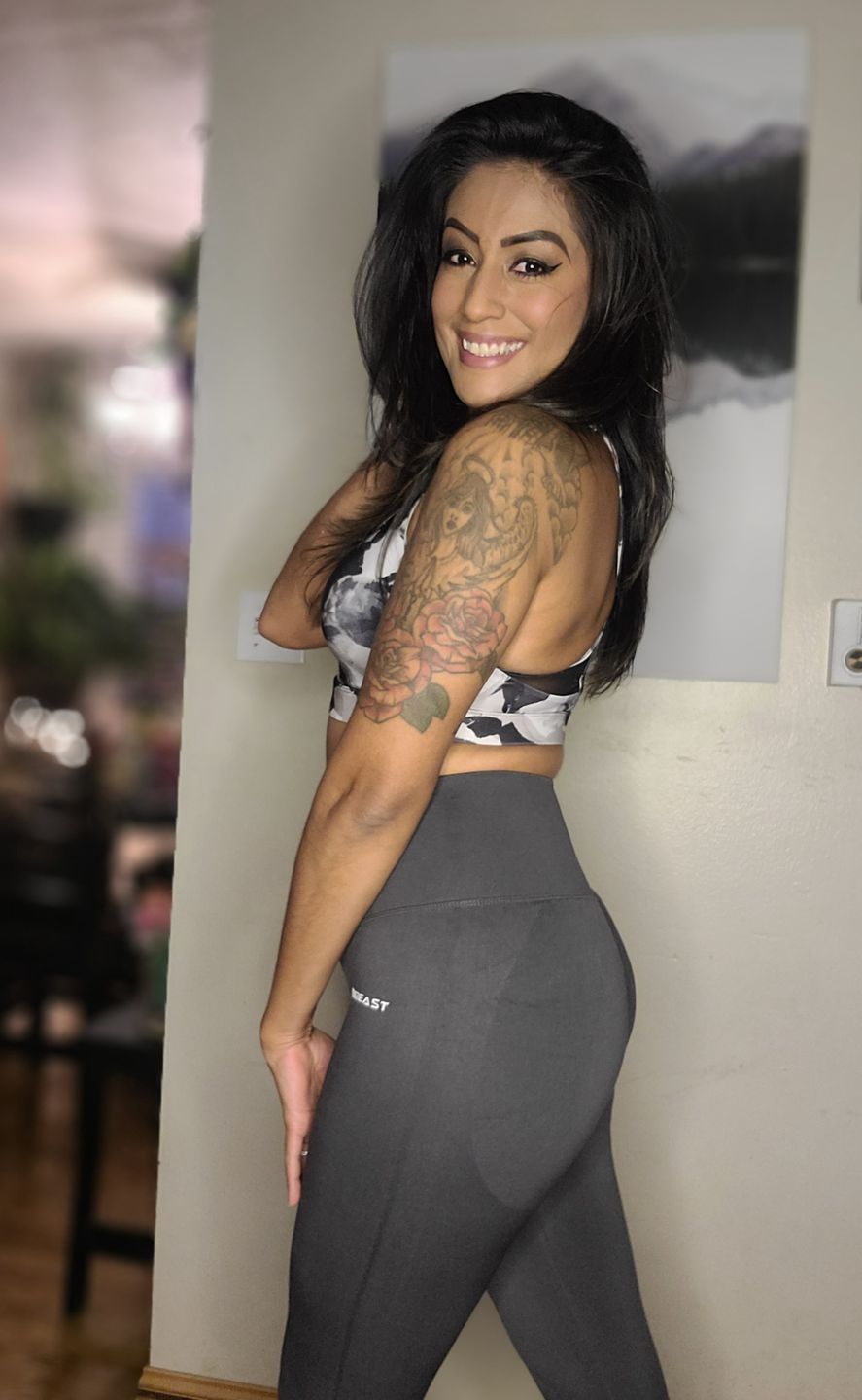 Customer photo review of Assets V2 Leggings - Charcoal