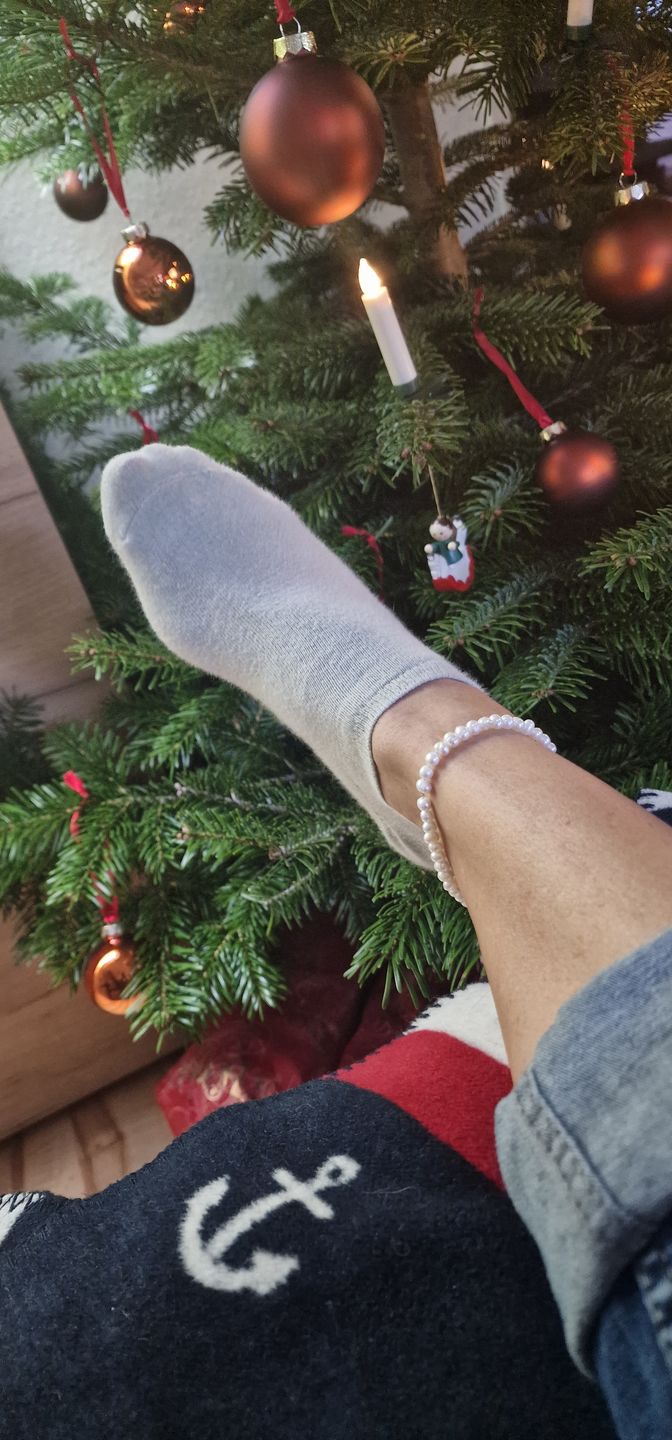 Customer photo review of LOANYA Perlen-Fußkettchen mit Anhänger