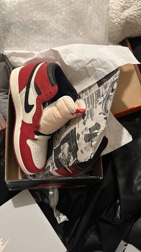 Customer photo review of Air Jordan 1 Retro High OG Lost & Found “Chicago Reimagined”