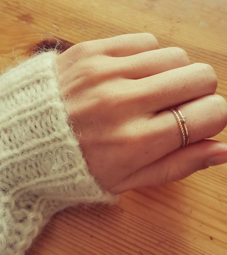 Customer photo review of Torsade Ring - 10 Karat Gold