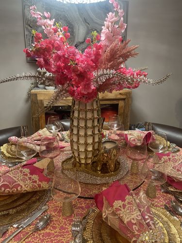 Customer photo review of White Vase With Gold Ridges