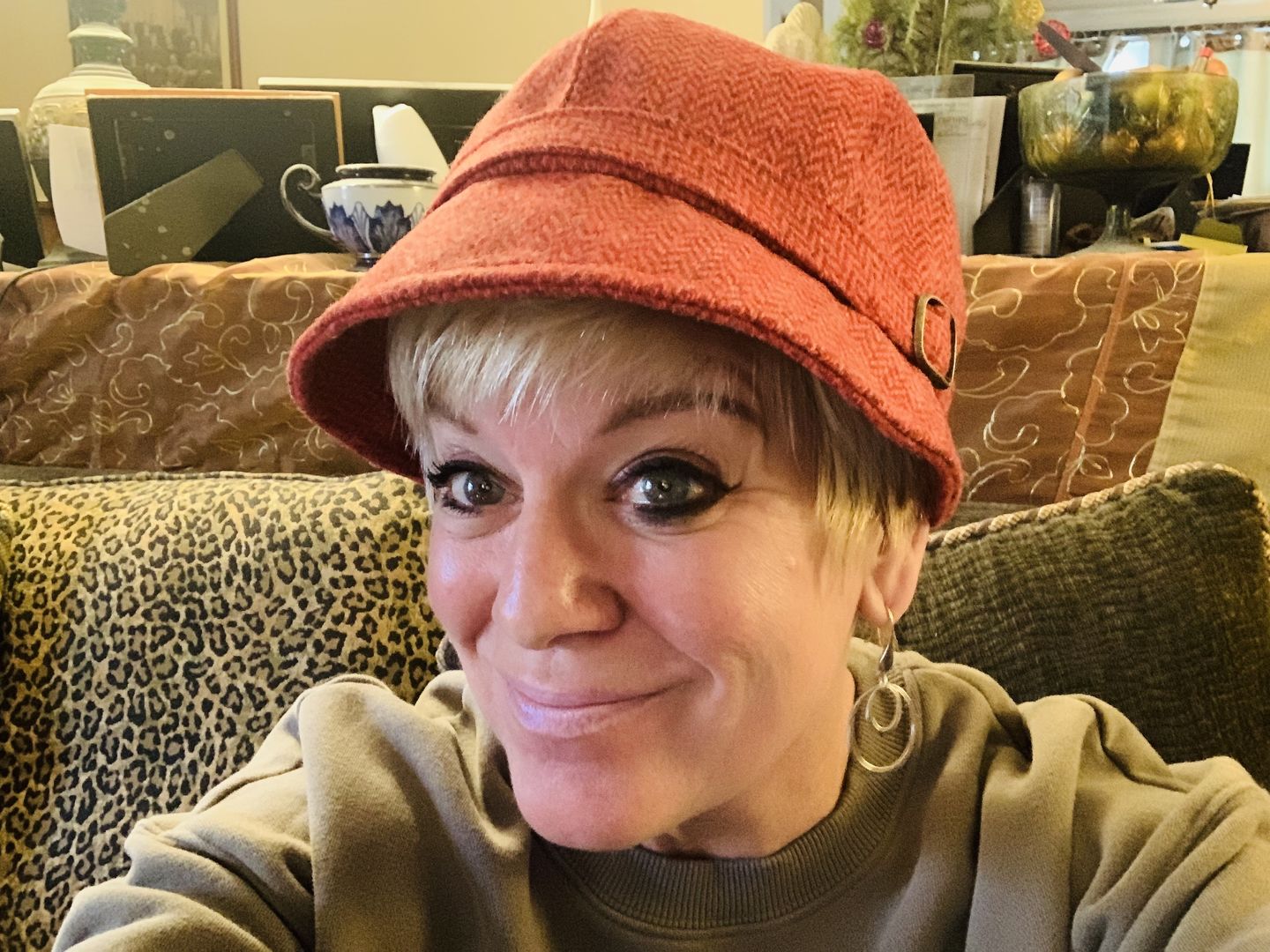 Customer photo review of Mucros Weavers Ladies Tweed Flapper Hat