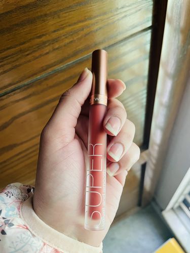 Customer photo review of O.TWO.O HONEY WHISPER VELVET MATTE LIP GLAZE