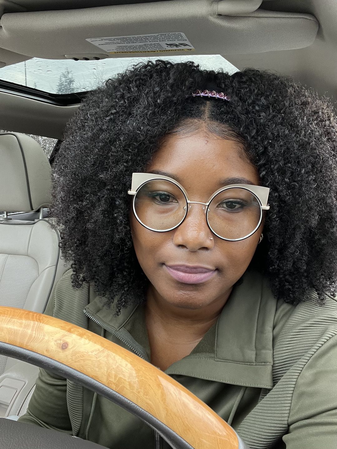 Customer photo review of Mary Afro Kinky Curly Human Hair Headband Wig